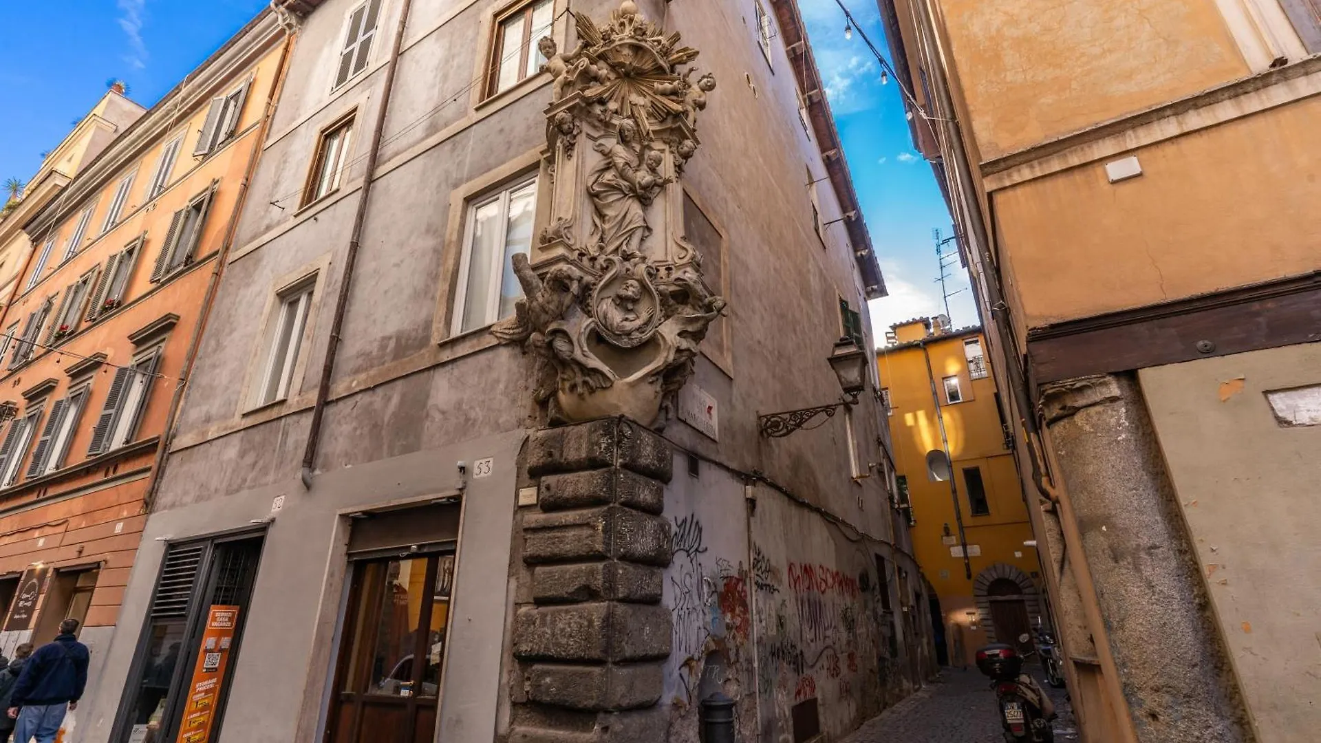 Downtown Eleanor Luxury Suite Rome Italy